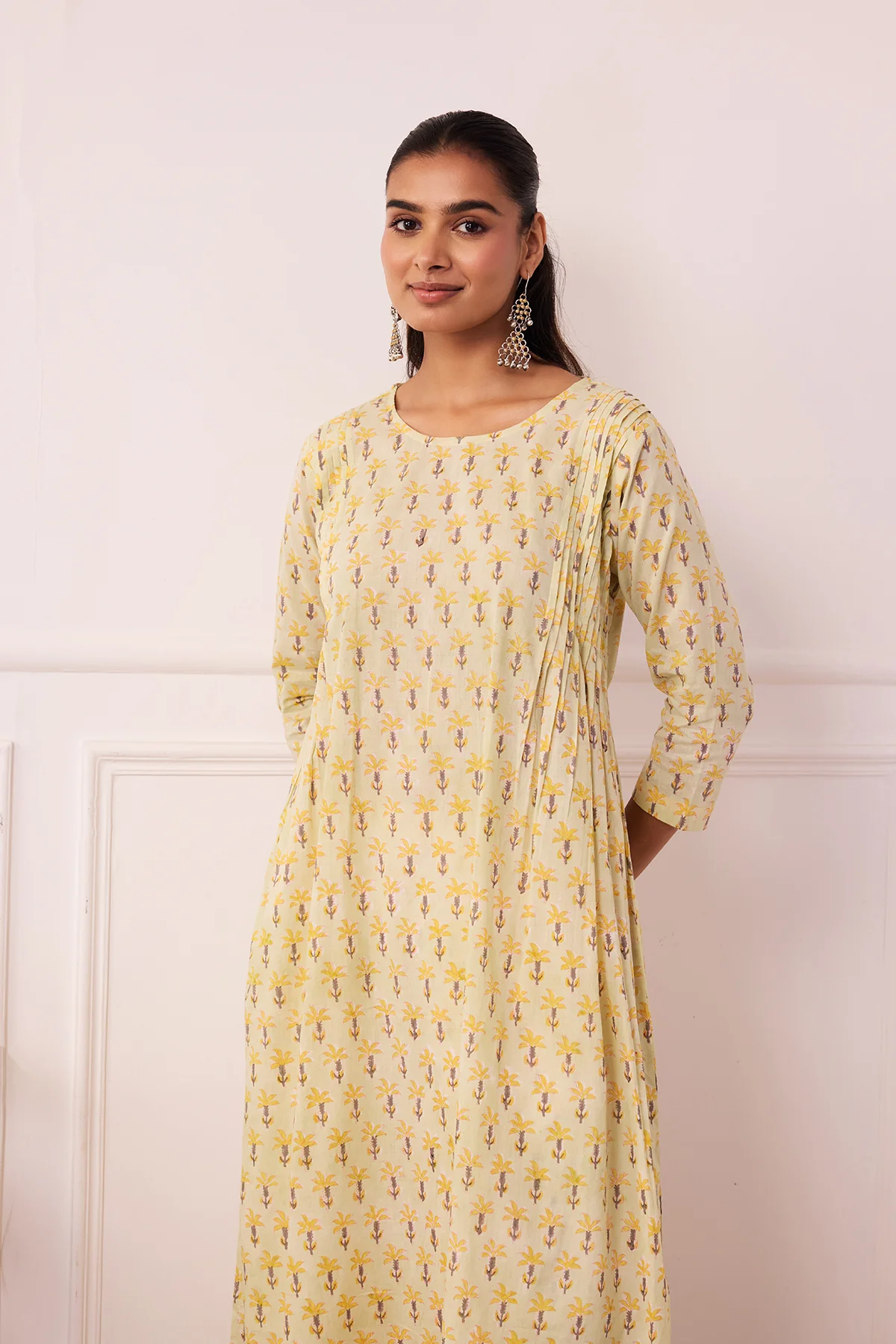 Ambarsariya Green A-Line Suit Set of 3 - Image 5