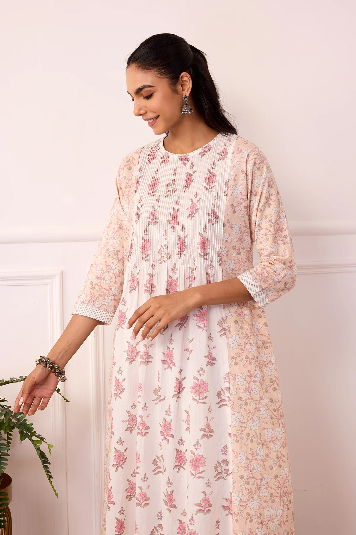 Ambarsariya Peach A-LIne Kurta & Pant Set of 2 - Image 5