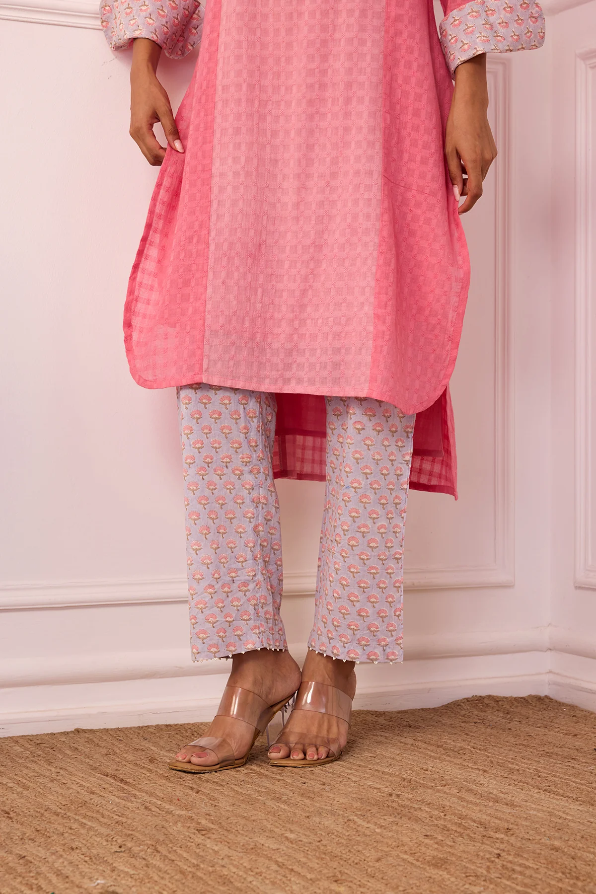 Ambarsariya Pink Long Kurta & Pant Set of 2 - Image 7