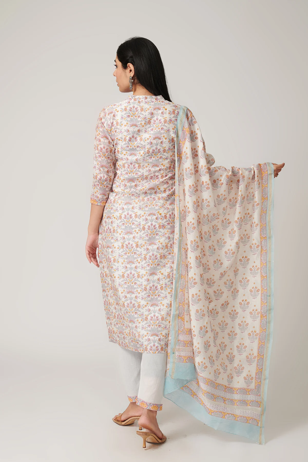 Firdaus White Chanderi Kurta Set of 3 - Image 3