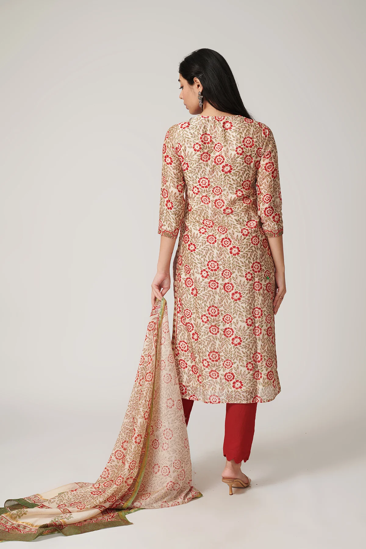 Firdaus Red Chanderi Kurta Set of 3 - Image 3