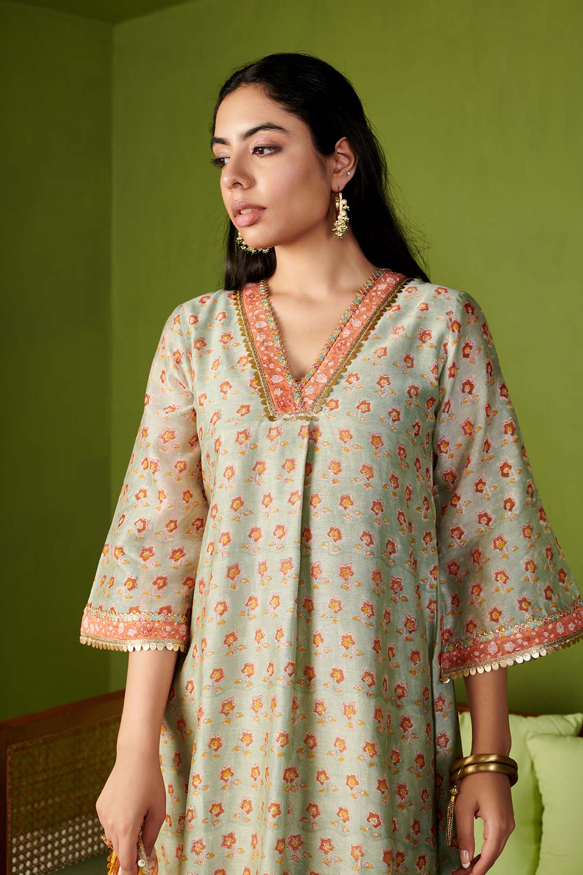 JASHN 2.O GREEN CHANDERI KURTA SET OF 3 - Image 4