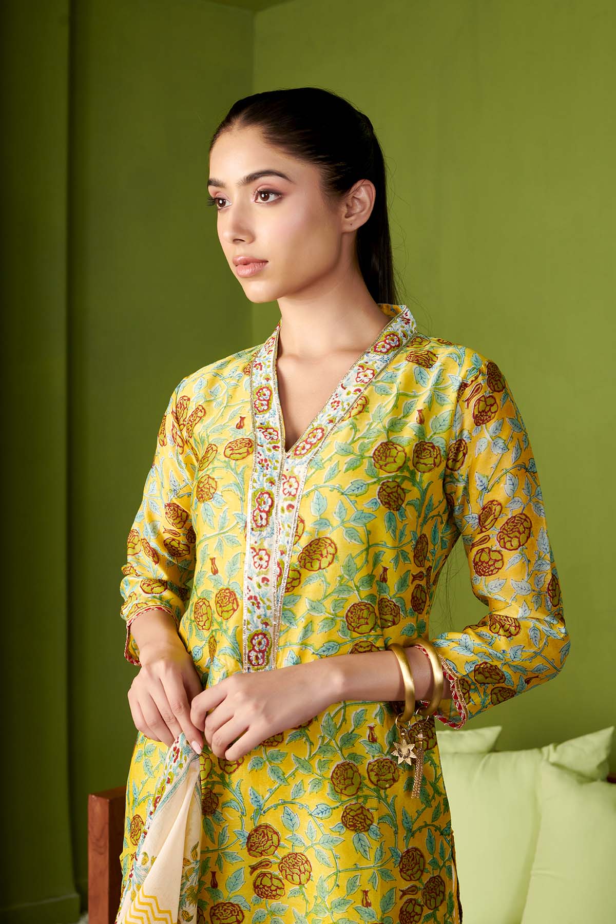 JASHN 2.O YELLOW CHANDERI KURTA SET OF 3 - Image 4