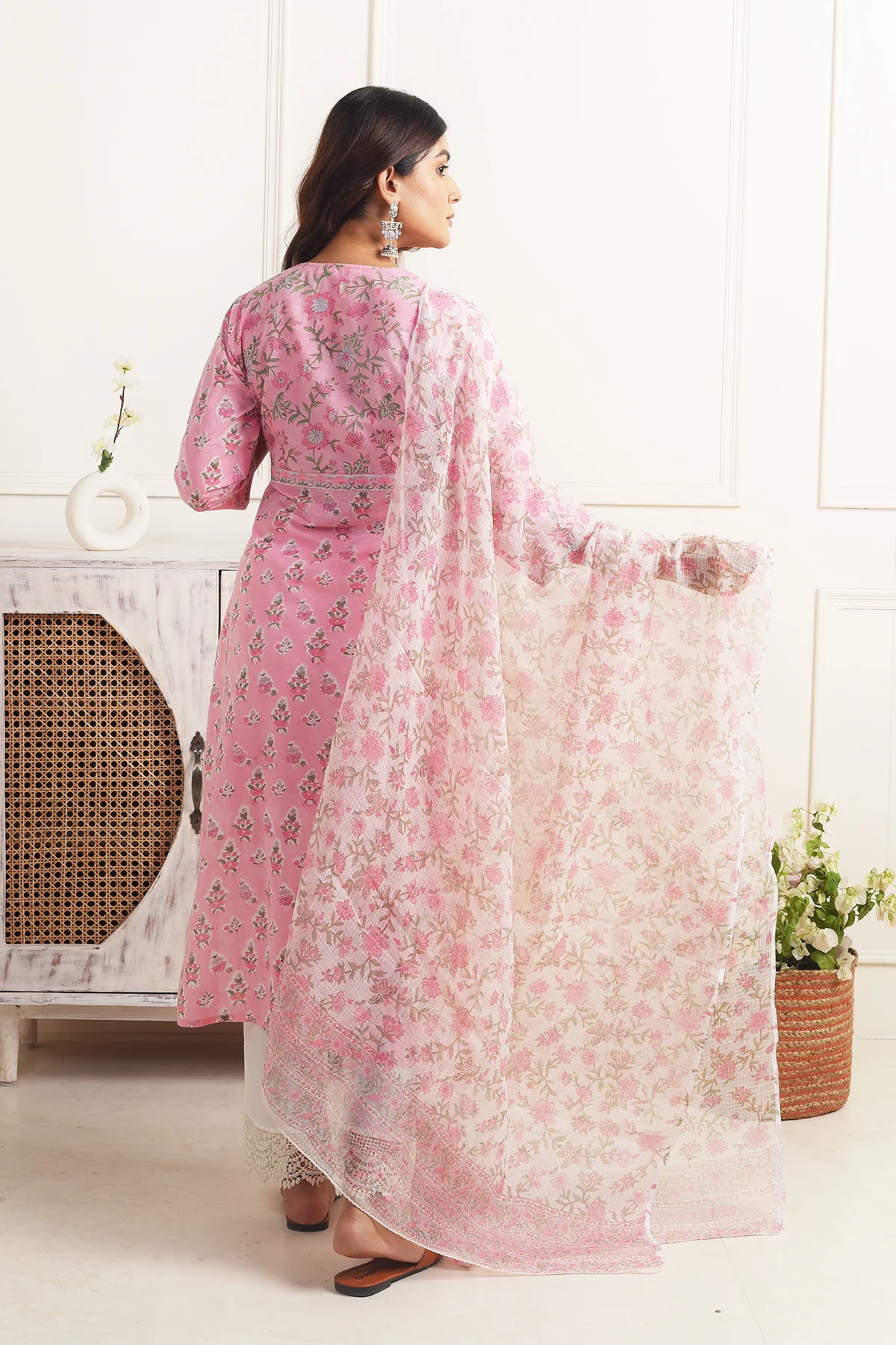 Madhuvan Pink Cotton Kurta Set of 3 - Image 3
