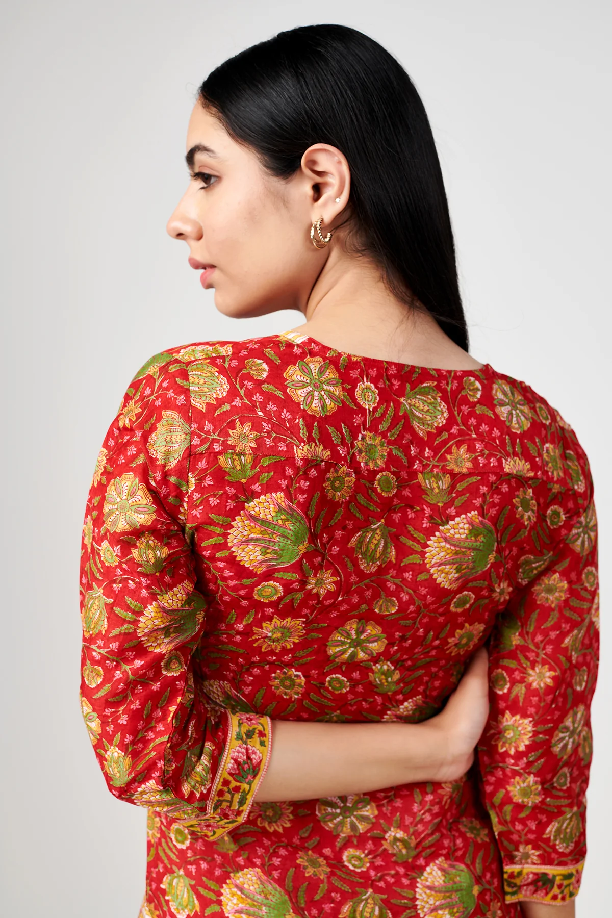 Noor Red Cotton Silk Set of 3 - Image 4