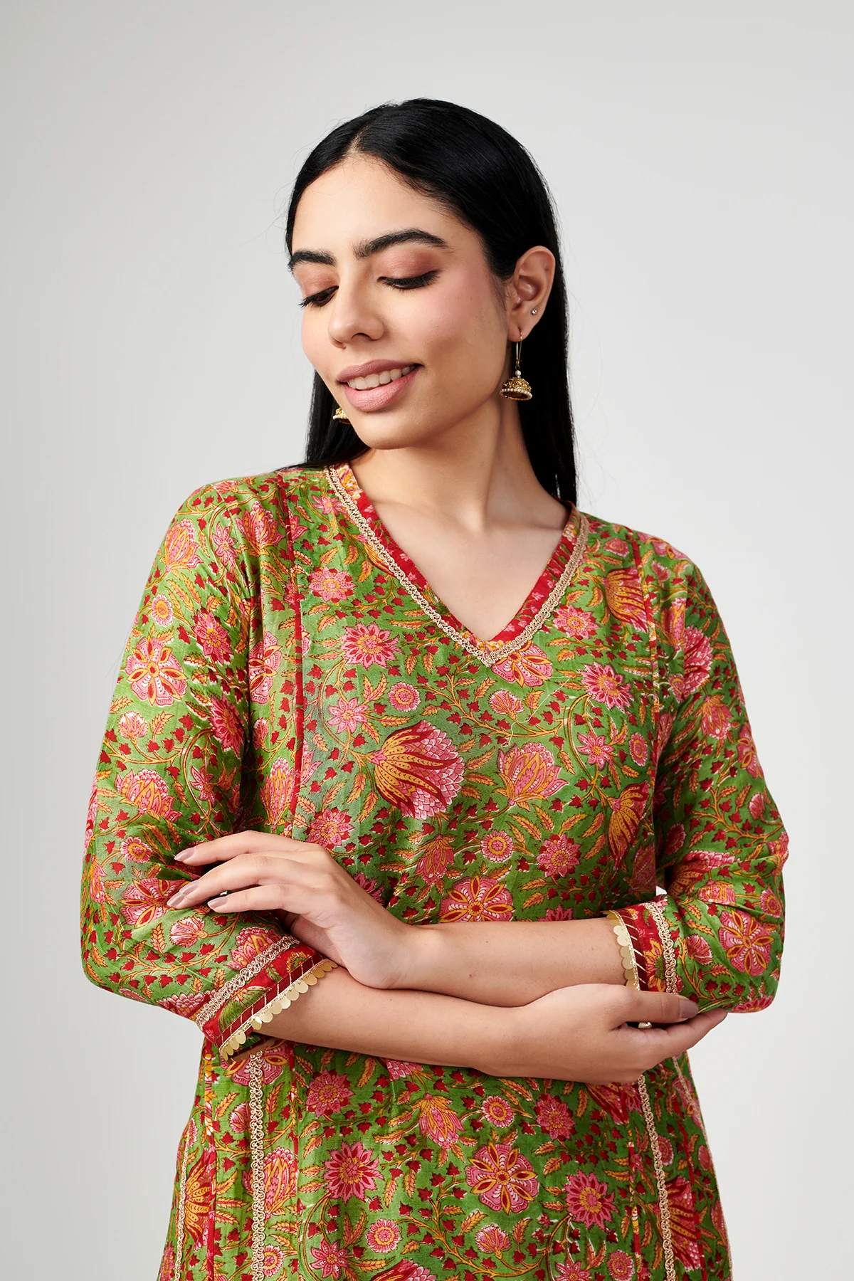 Noor Green & Red Cotton Silk Set of 3 - Image 3