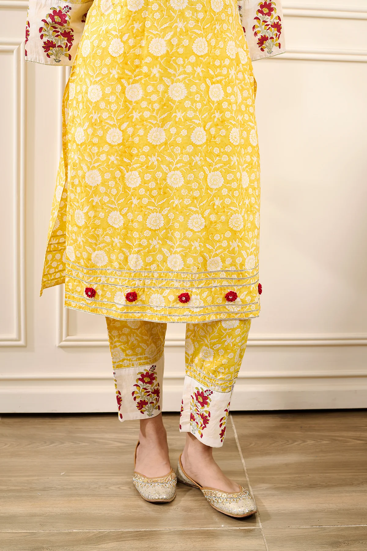 Roohi  Yellow Straight Kurta with Pant - Set of 2 - Image 5
