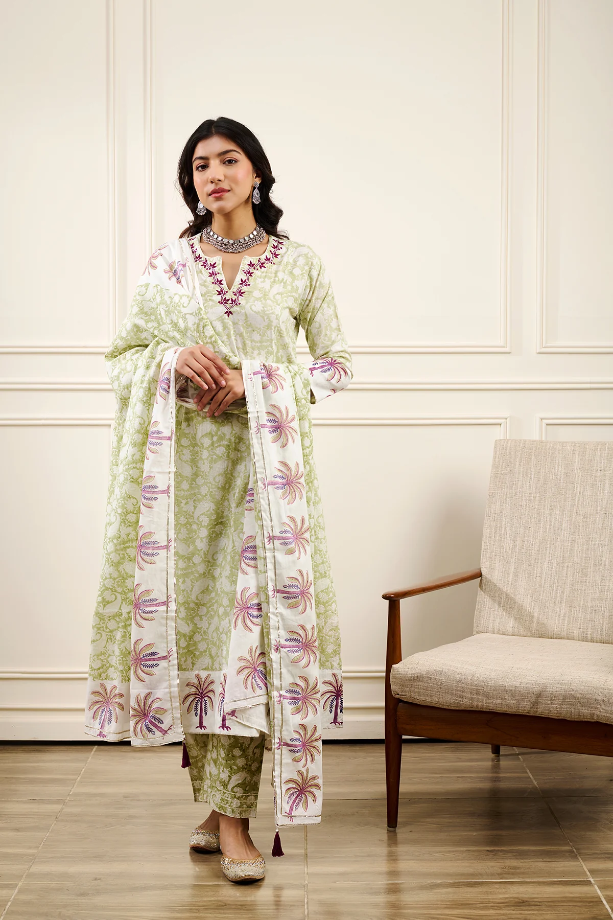 Roohi Green A-line Kurta with Pant and Dupatta- Set of 3 - Image 3