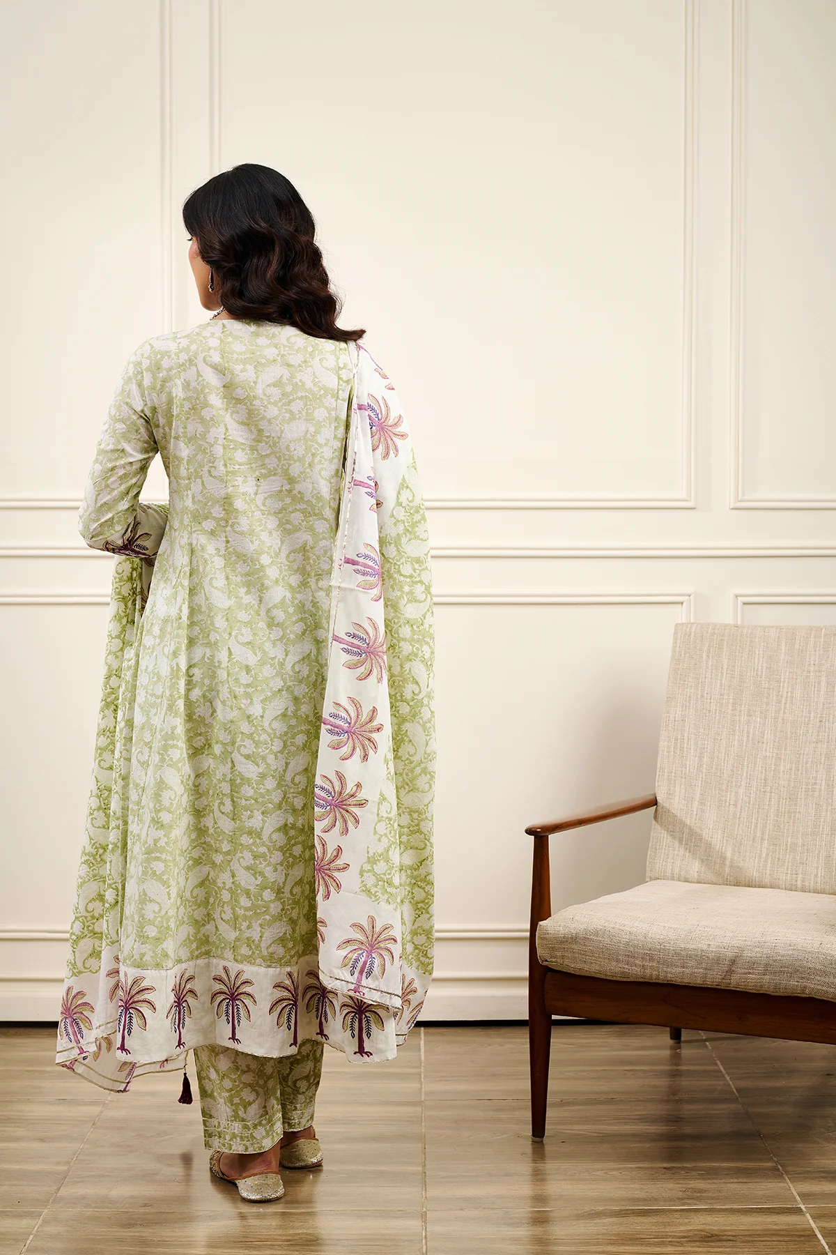 Roohi Green A-line Kurta with Pant and Dupatta- Set of 3 - Image 5