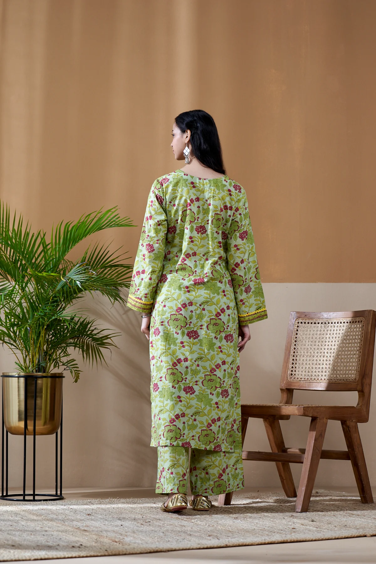Gulab Green Cotton Suit Set of 3 - Image 4