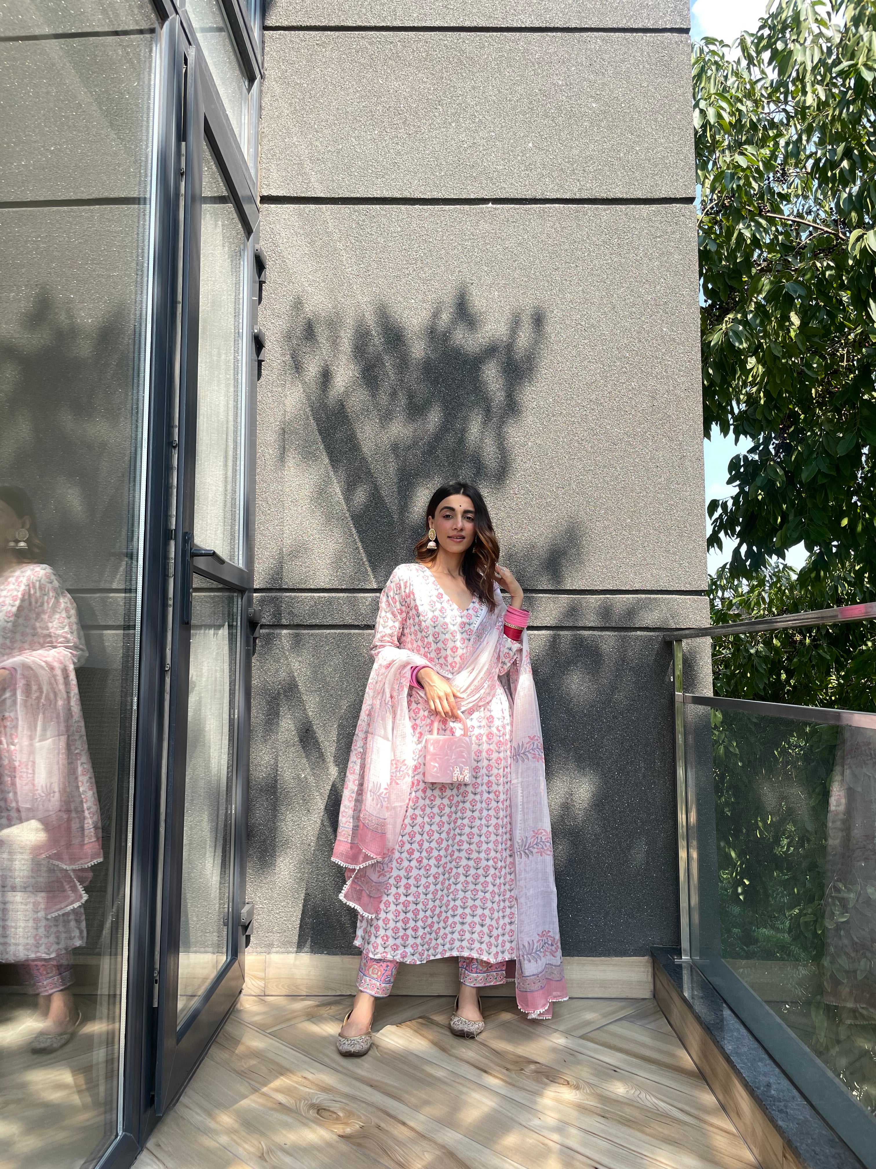 Mehak Jain in Gulbano Pink Booti Suit set of 3 - Image 3