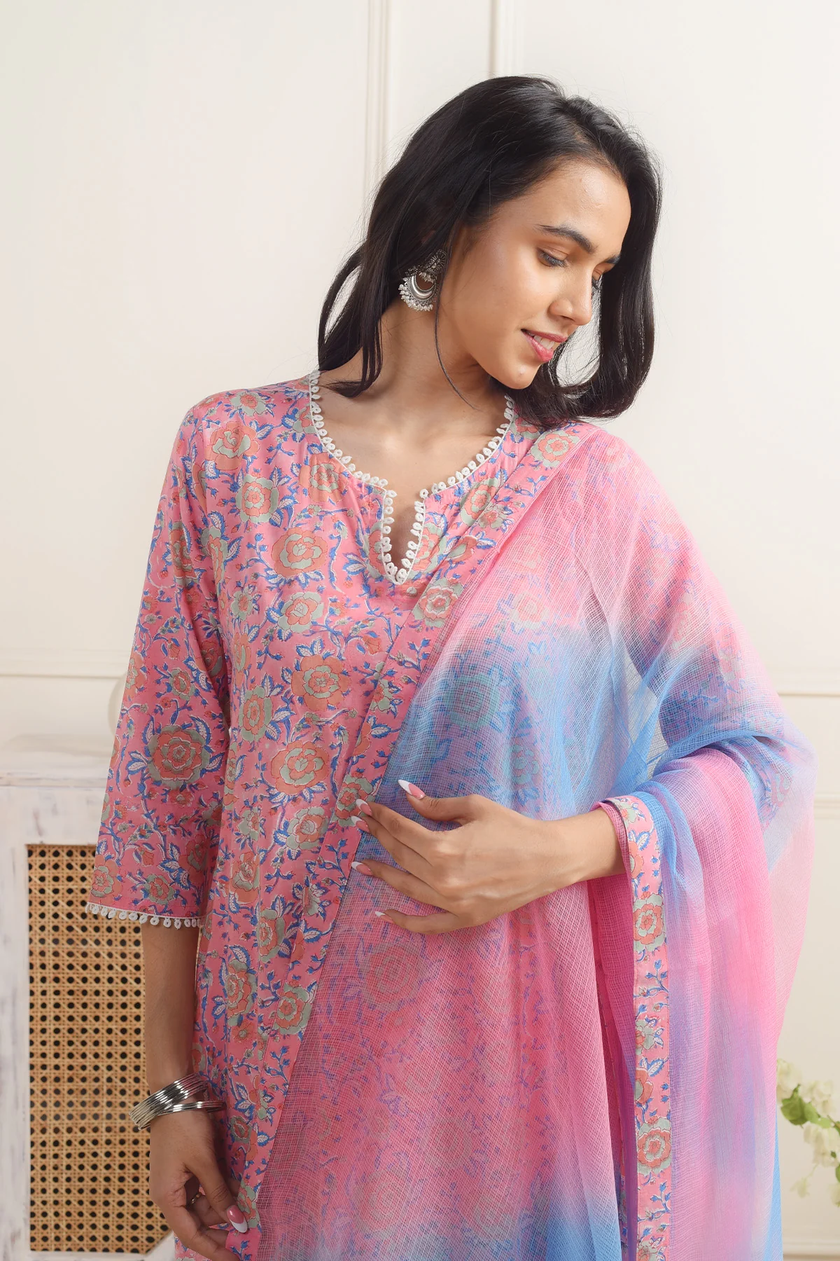 Gulbano Pink Jaal Suit set of 3 - Image 3