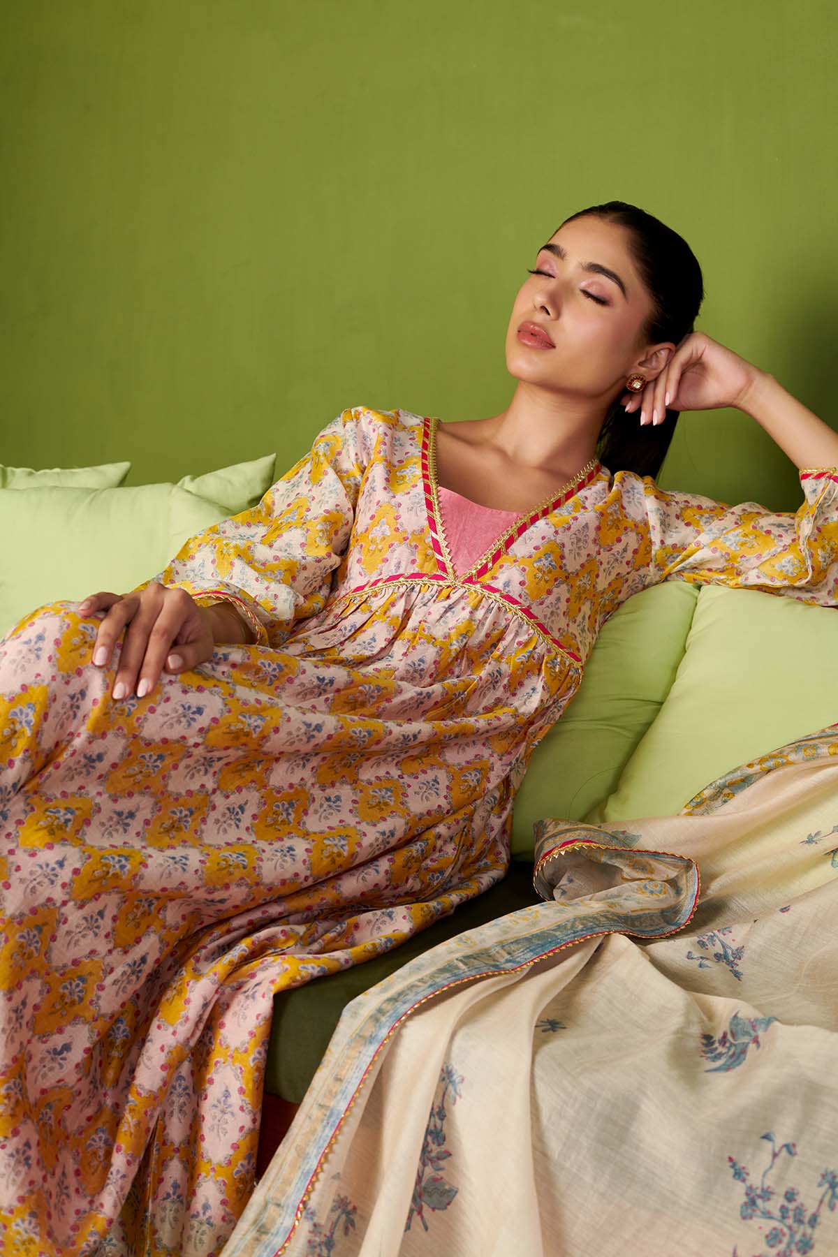 JASHN 2.O YELLOW CHANDERI KURTA SET OF 3 - Image 6