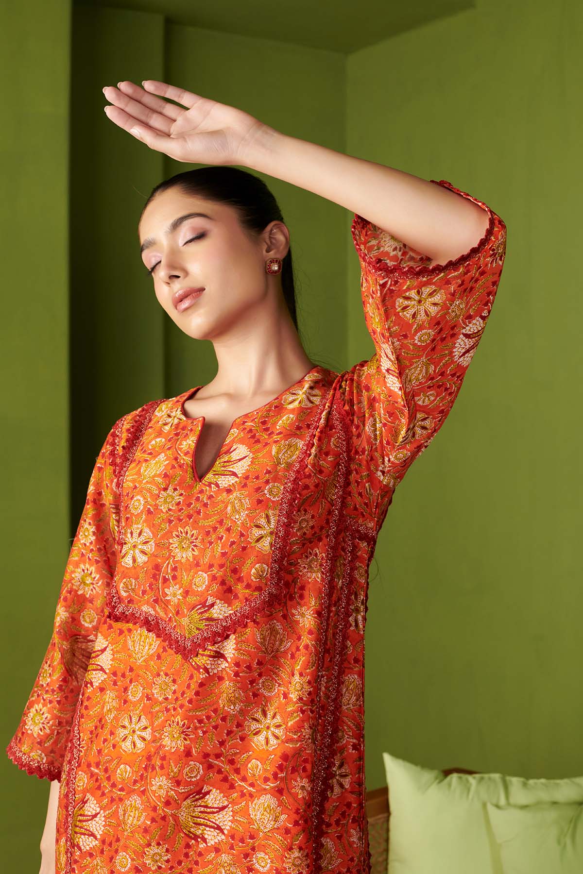JASHN 2.O ORANGE CHANDERI KURTA SET OF 3 - Image 4