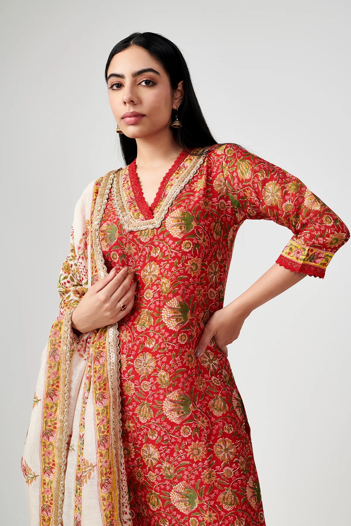 Jashn Red Chanderi Kurta Set of 3 - Image 3