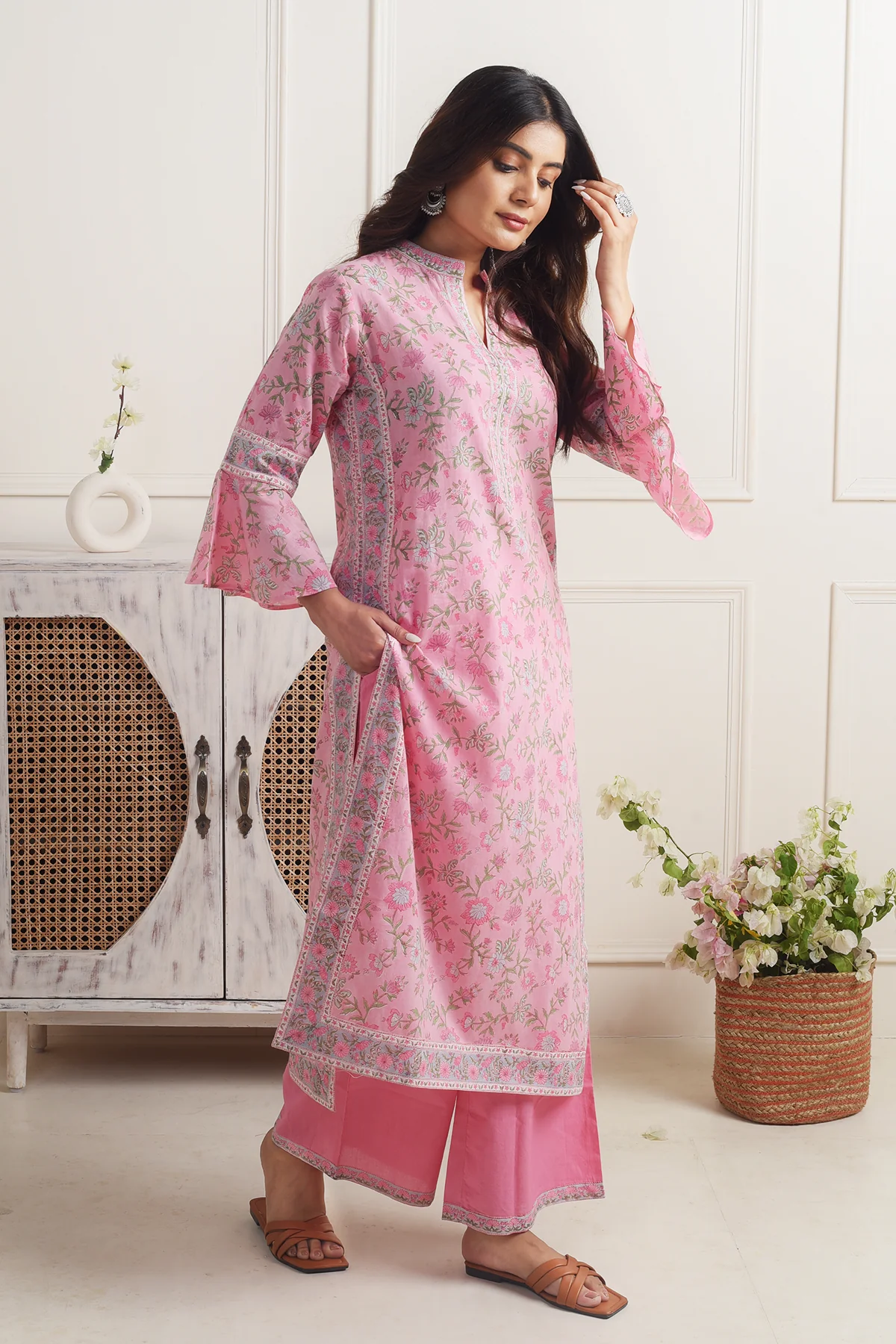 Madhuvan Pink Cotton Kurta Set of 2 - Image 5