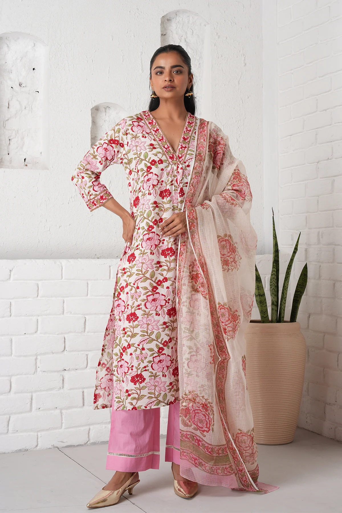 Rangrez White & Pink Jaal Cotton Kurta Set of 3