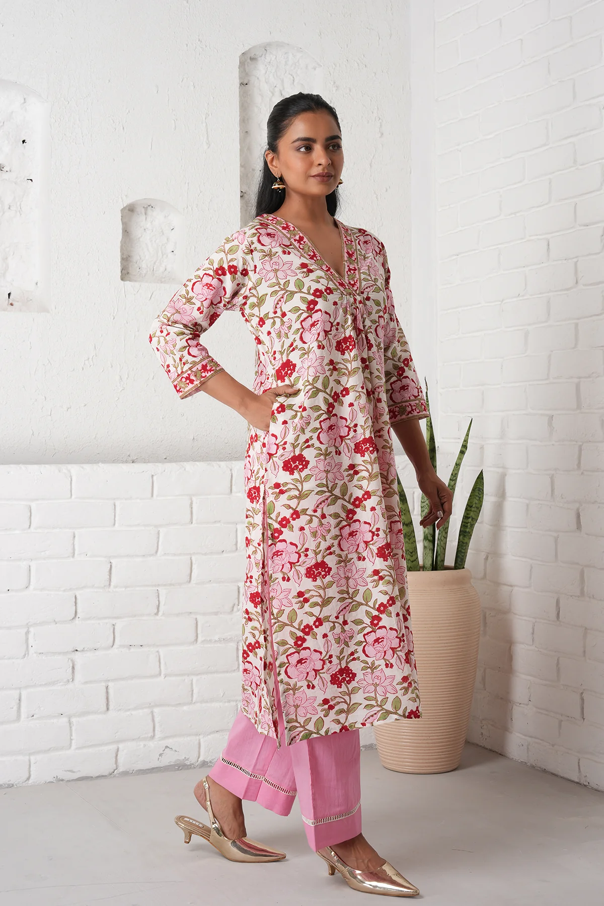 Rangrez White & Pink Jaal Cotton Kurta Set of 3 - Image 7
