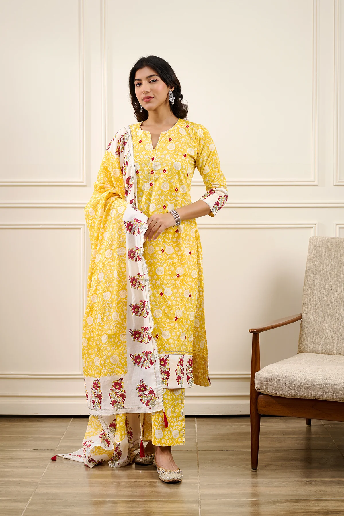 Roohi Yellow Straight Kurta with Pant and Dupatta- Set of 3 - Image 3