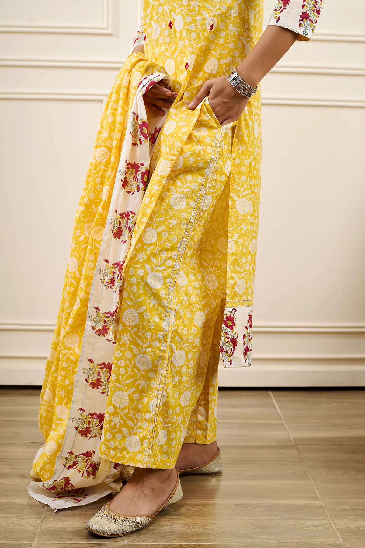 Roohi Yellow Straight Kurta with Pant and Dupatta- Set of 3 - Image 6