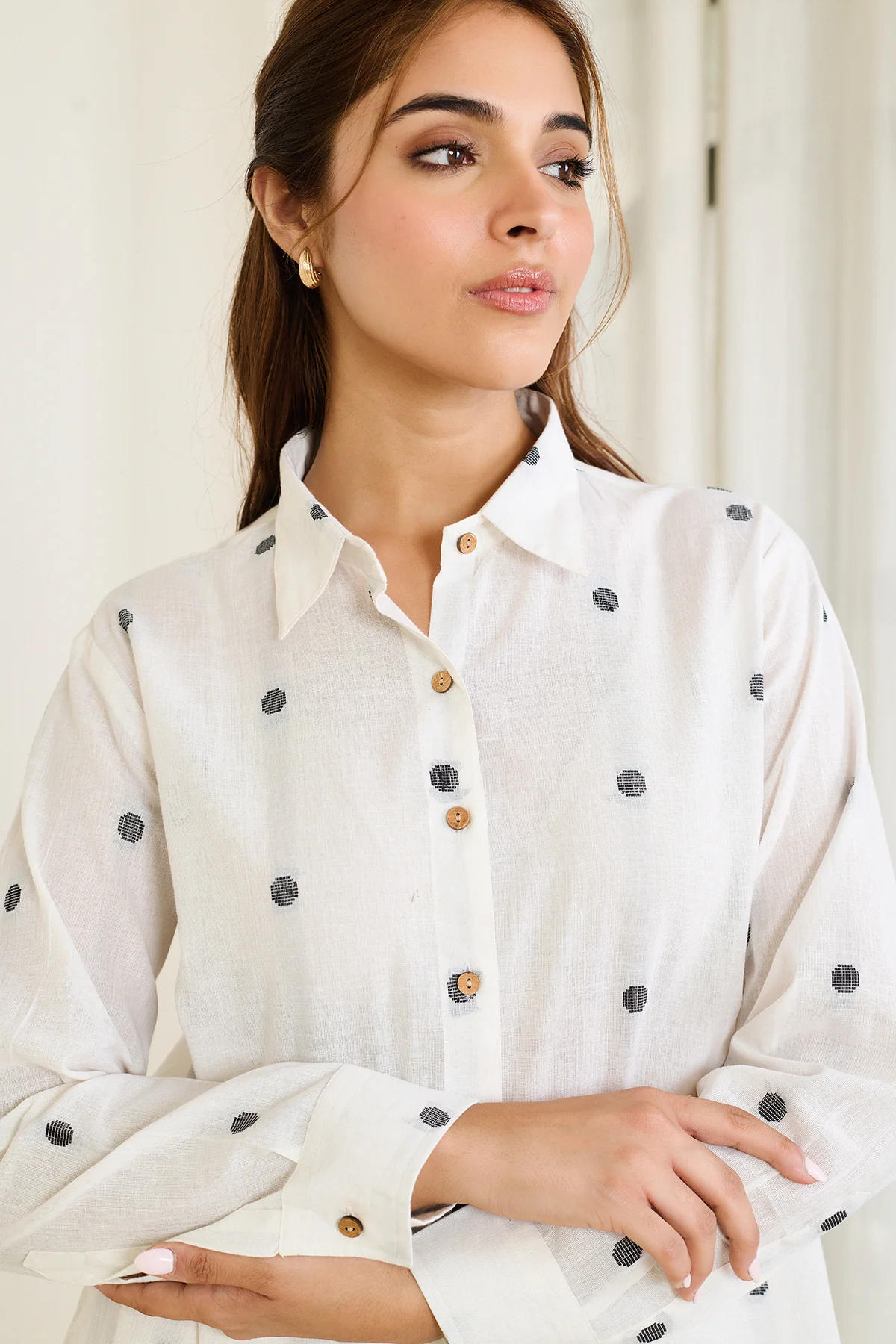 SAADGI-WHITE CO-ORD SET -SET OF 2 - Image 6