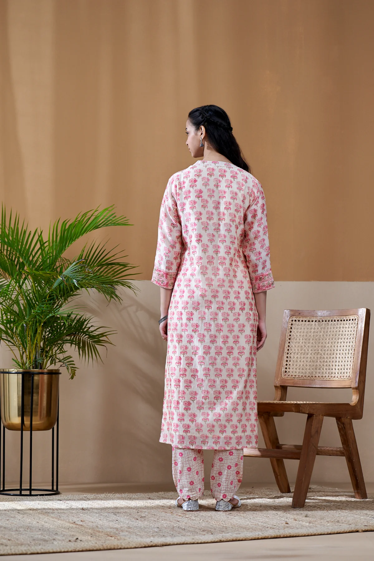 Zarin Off White Buti Chanderi Suit Set of 3 - Image 3